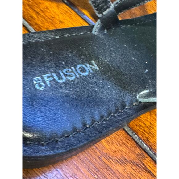 CB fusion leather thong sandals size 39 Euro- US 8.5 - Picture 3 of 6
